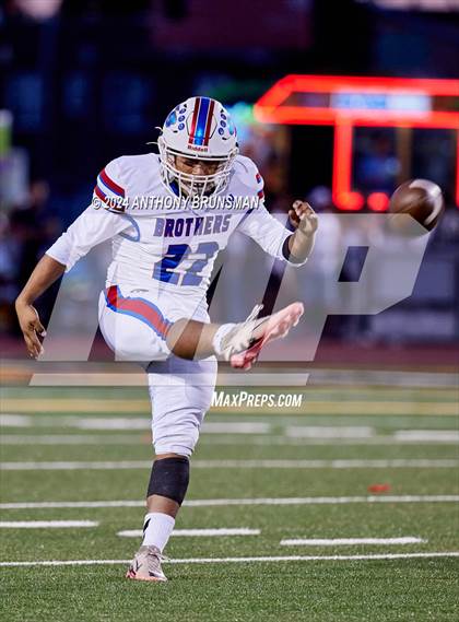 Thumbnail 3 in Christian Brothers vs. Jesuit photogallery.