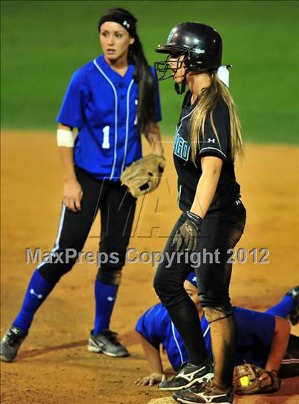 Thumbnail 3 in Norco vs. Santiago (CIF SS D1 Final) photogallery.