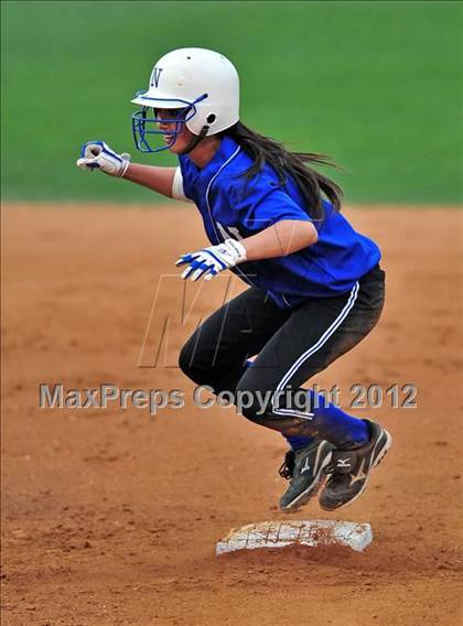 Thumbnail 3 in Norco vs. Santiago (CIF SS D1 Final) photogallery.
