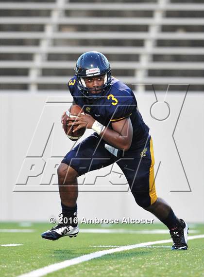 Thumbnail 1 in Mayde Creek @ Nimitz photogallery.