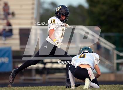 Thumbnail 2 in Apex @ Panther Creek photogallery.