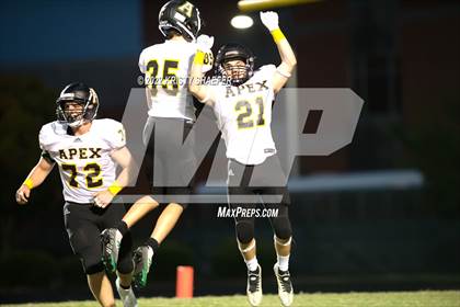 Thumbnail 2 in Apex @ Panther Creek photogallery.