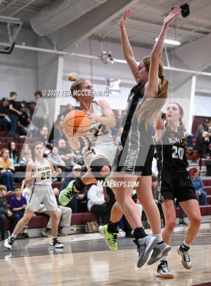Thumbnail 3 in Quitman vs Bigelow (AAA 2A Regional 2nd round) photogallery.