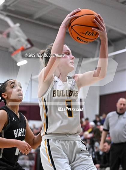 Thumbnail 3 in Quitman vs Bigelow (AAA 2A Regional 2nd round) photogallery.