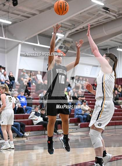 Thumbnail 2 in Quitman vs Bigelow (AAA 2A Regional 2nd round) photogallery.