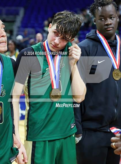 Thumbnail 1 in Cole @ Hitchcock (UIL 3A Basketball Semifinal Medal Ceremony) photogallery.