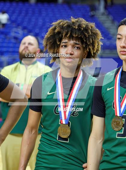 Thumbnail 2 in Cole @ Hitchcock (UIL 3A Basketball Semifinal Medal Ceremony) photogallery.