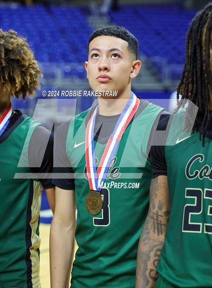 Thumbnail 3 in Cole @ Hitchcock (UIL 3A Basketball Semifinal Medal Ceremony) photogallery.