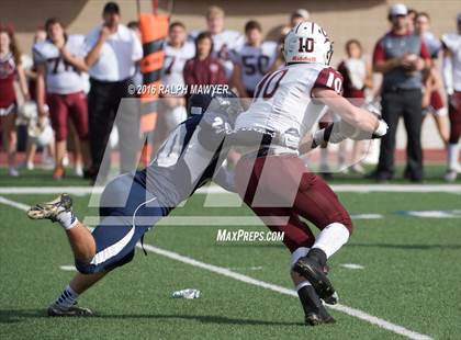 Thumbnail 3 in Boerne-Champion vs. Calallen (UIL 5A Regionial Playoff) photogallery.