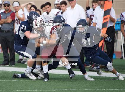 Thumbnail 2 in Boerne-Champion vs. Calallen (UIL 5A Regionial Playoff) photogallery.