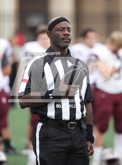 Thumbnail 1 in Boerne-Champion vs. Calallen (UIL 5A Regionial Playoff) photogallery.