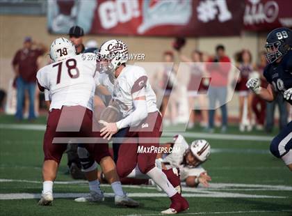 Thumbnail 3 in Boerne-Champion vs. Calallen (UIL 5A Regionial Playoff) photogallery.