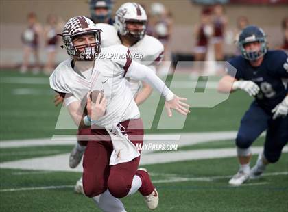 Thumbnail 2 in Boerne-Champion vs. Calallen (UIL 5A Regionial Playoff) photogallery.