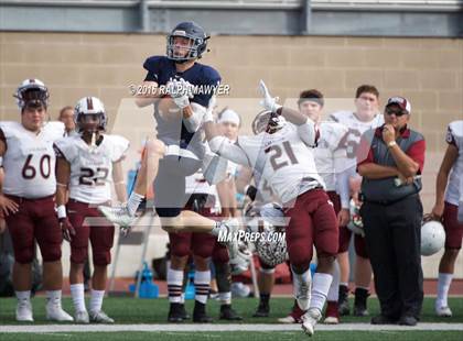 Thumbnail 3 in Boerne-Champion vs. Calallen (UIL 5A Regionial Playoff) photogallery.