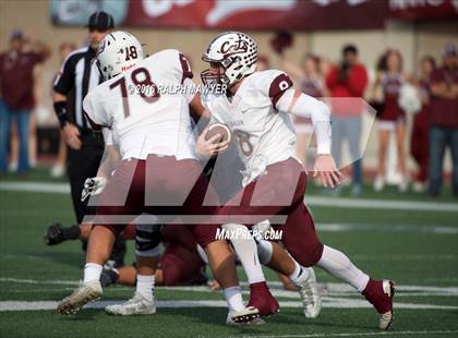 Thumbnail 2 in Boerne-Champion vs. Calallen (UIL 5A Regionial Playoff) photogallery.