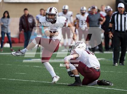 Thumbnail 2 in Boerne-Champion vs. Calallen (UIL 5A Regionial Playoff) photogallery.