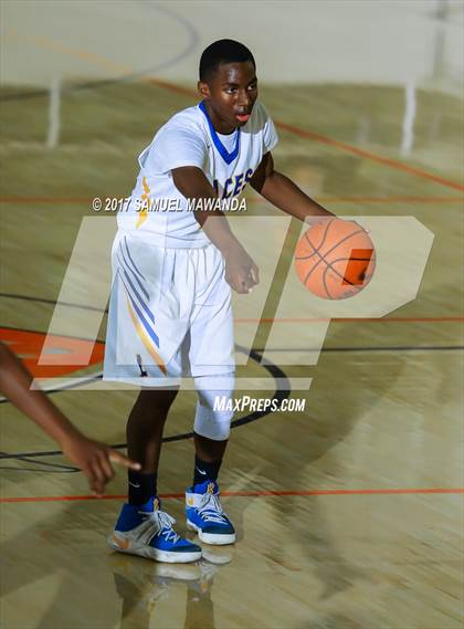 Thumbnail 1 in Dorsey vs  Los Angeles CES (77th Annual Beverly Hills Tournament) photogallery.