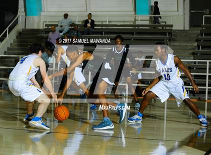 Thumbnail 2 in Dorsey vs  Los Angeles CES (77th Annual Beverly Hills Tournament) photogallery.