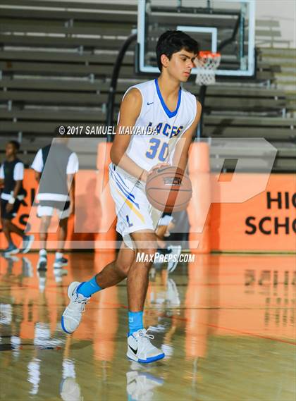 Thumbnail 1 in Dorsey vs  Los Angeles CES (77th Annual Beverly Hills Tournament) photogallery.