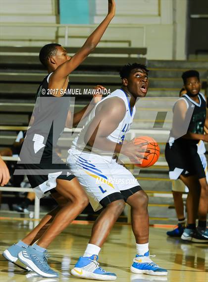 Thumbnail 1 in Dorsey vs  Los Angeles CES (77th Annual Beverly Hills Tournament) photogallery.