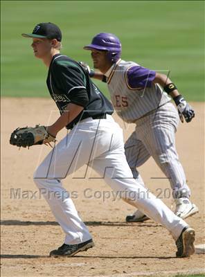 Thumbnail 1 in Bell vs. Granada Hills (CIF LA City Section Invitational) photogallery.