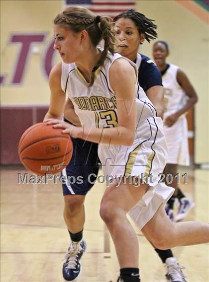 Thumbnail 2 in Monarch vs. Riverdale Baptist (Nike Tournament of Champions) photogallery.