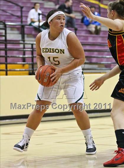Thumbnail 3 in Monarch vs. Riverdale Baptist (Nike Tournament of Champions) photogallery.