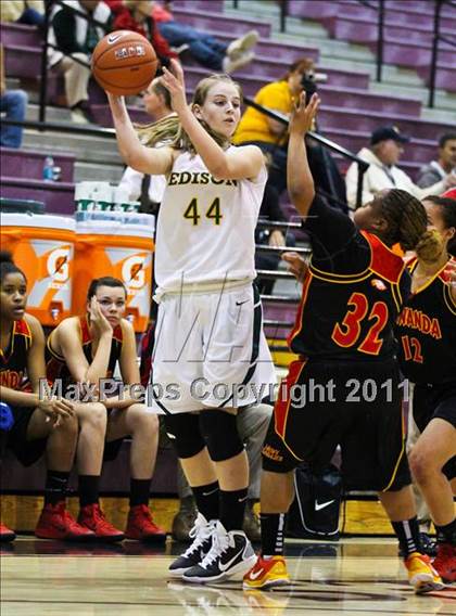 Thumbnail 1 in Monarch vs. Riverdale Baptist (Nike Tournament of Champions) photogallery.