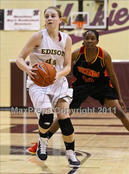 Thumbnail 2 in Monarch vs. Riverdale Baptist (Nike Tournament of Champions) photogallery.