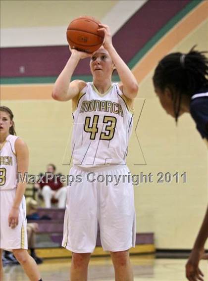 Thumbnail 1 in Monarch vs. Riverdale Baptist (Nike Tournament of Champions) photogallery.