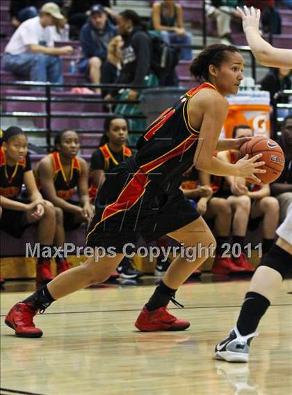 Thumbnail 2 in Monarch vs. Riverdale Baptist (Nike Tournament of Champions) photogallery.