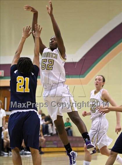Thumbnail 2 in Monarch vs. Riverdale Baptist (Nike Tournament of Champions) photogallery.