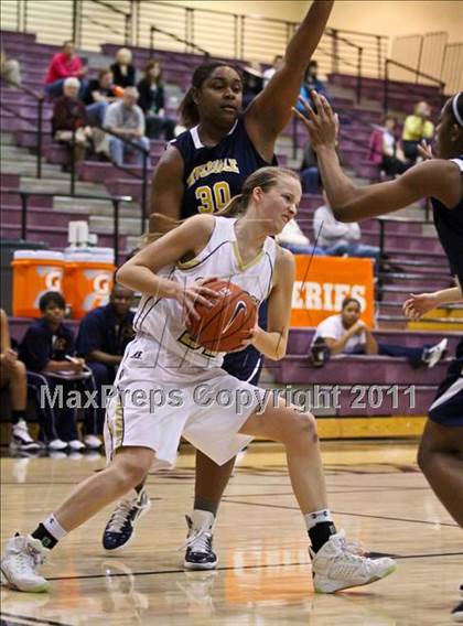 Thumbnail 3 in Monarch vs. Riverdale Baptist (Nike Tournament of Champions) photogallery.