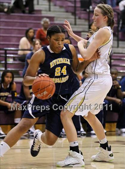 Thumbnail 2 in Monarch vs. Riverdale Baptist (Nike Tournament of Champions) photogallery.