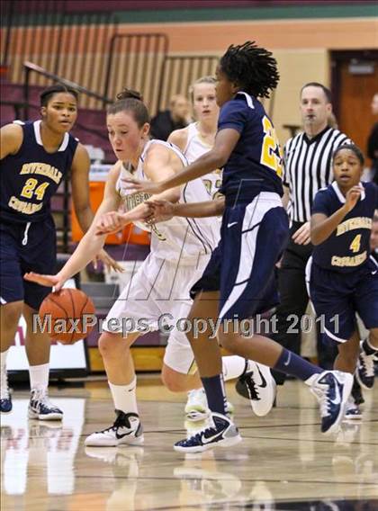 Thumbnail 2 in Monarch vs. Riverdale Baptist (Nike Tournament of Champions) photogallery.