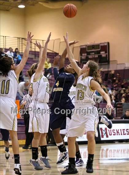 Thumbnail 2 in Monarch vs. Riverdale Baptist (Nike Tournament of Champions) photogallery.
