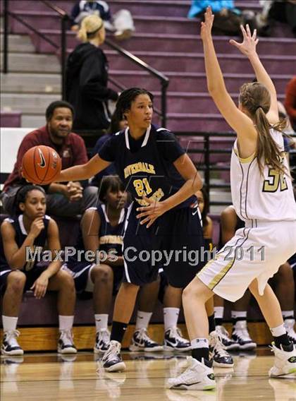 Thumbnail 2 in Monarch vs. Riverdale Baptist (Nike Tournament of Champions) photogallery.