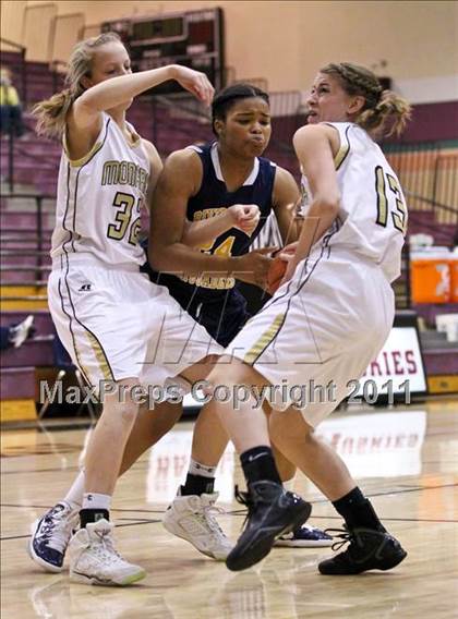 Thumbnail 3 in Monarch vs. Riverdale Baptist (Nike Tournament of Champions) photogallery.