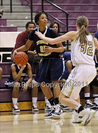 Thumbnail 1 in Monarch vs. Riverdale Baptist (Nike Tournament of Champions) photogallery.