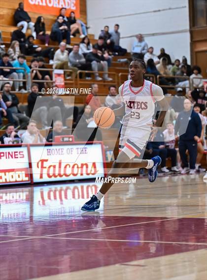 Thumbnail 2 in Montgomery vs. Temecula Valley photogallery.