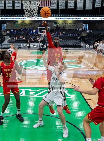 Thumbnail 3 in Judge Memorial Catholic vs Canyon View (UHSAA 3A Quarterfinal) photogallery.