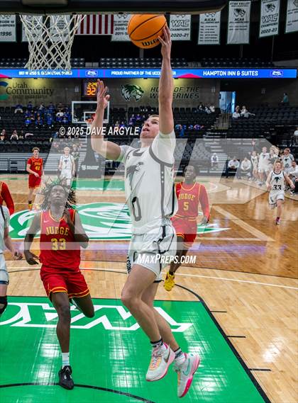 Thumbnail 2 in Judge Memorial Catholic vs Canyon View (UHSAA 3A Quarterfinal) photogallery.