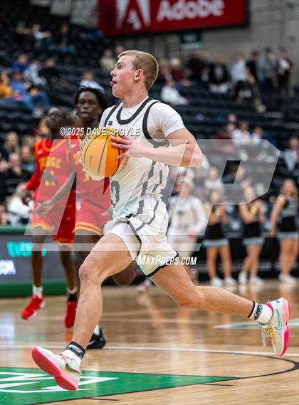 Thumbnail 3 in Judge Memorial Catholic vs Canyon View (UHSAA 3A Quarterfinal) photogallery.