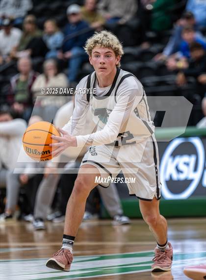 Thumbnail 3 in Judge Memorial Catholic vs Canyon View (UHSAA 3A Quarterfinal) photogallery.