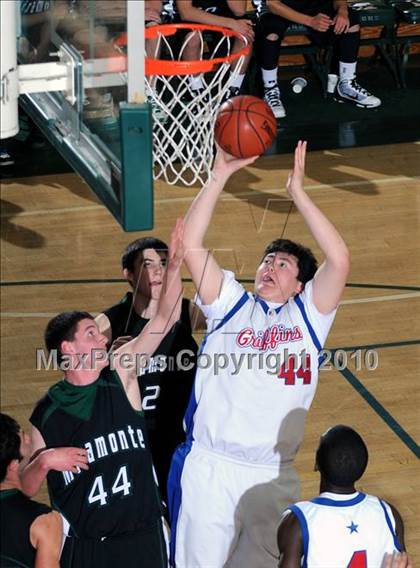 Thumbnail 1 in Miramonte vs. Los Alamitos photogallery.