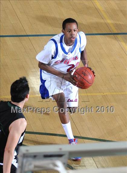 Thumbnail 1 in Miramonte vs. Los Alamitos photogallery.