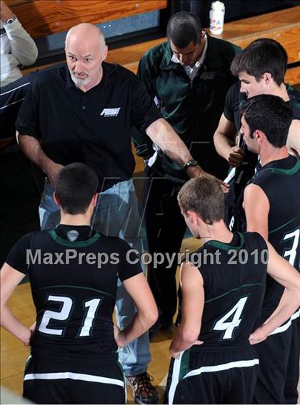 Thumbnail 2 in Miramonte vs. Los Alamitos photogallery.