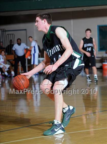 Thumbnail 3 in Miramonte vs. Los Alamitos photogallery.