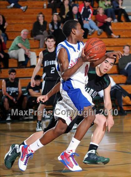 Thumbnail 1 in Miramonte vs. Los Alamitos photogallery.
