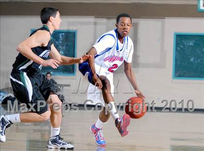 Thumbnail 1 in Miramonte vs. Los Alamitos photogallery.